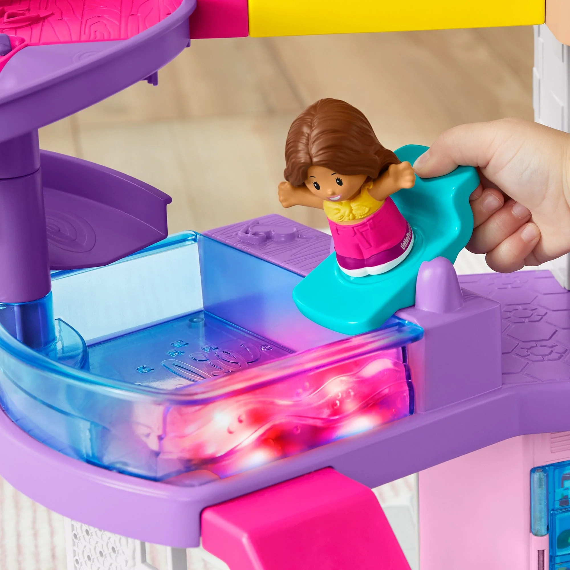 Barbie Little Dreamhouse by Little People - Image 5