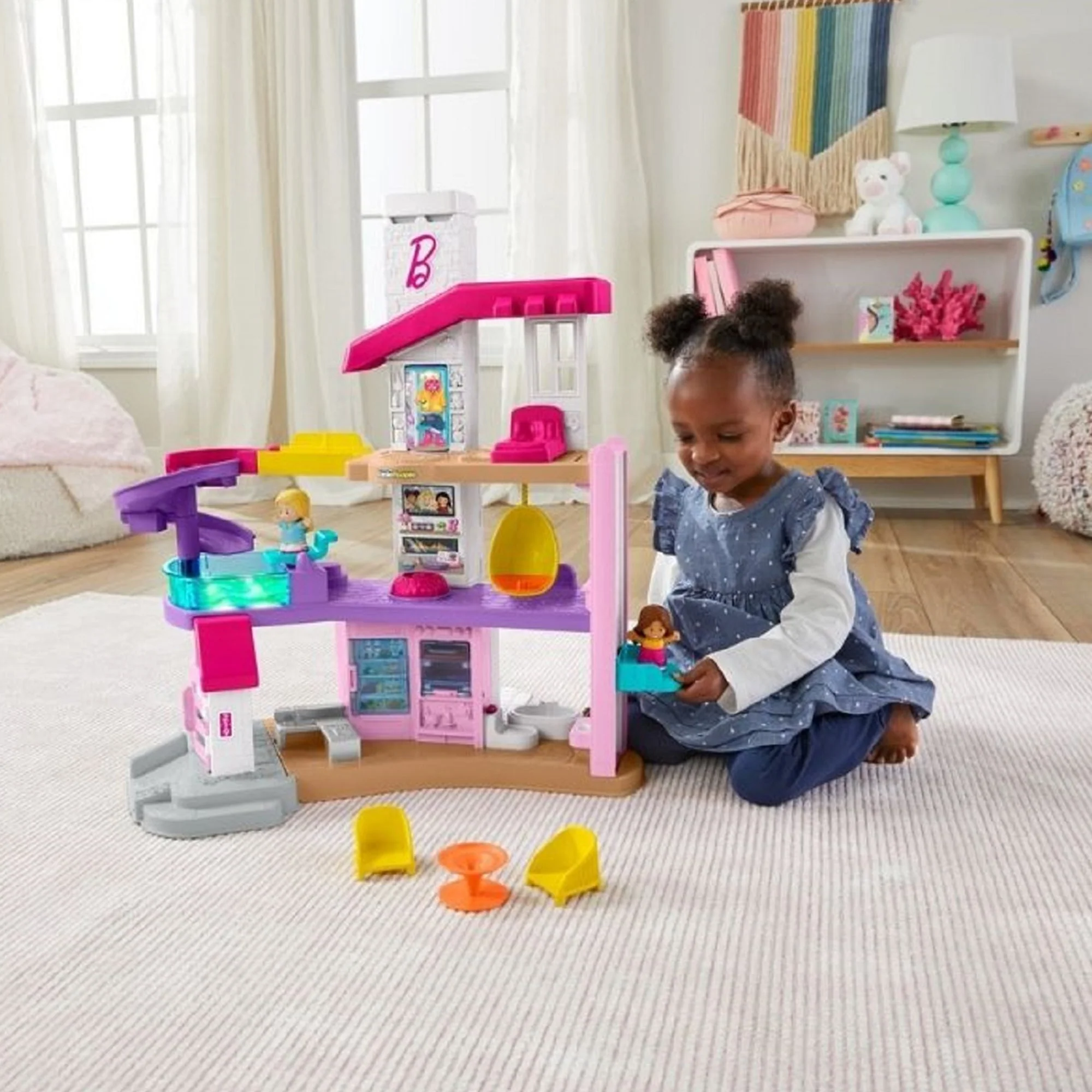 Barbie Little Dreamhouse by Little People - Image 9