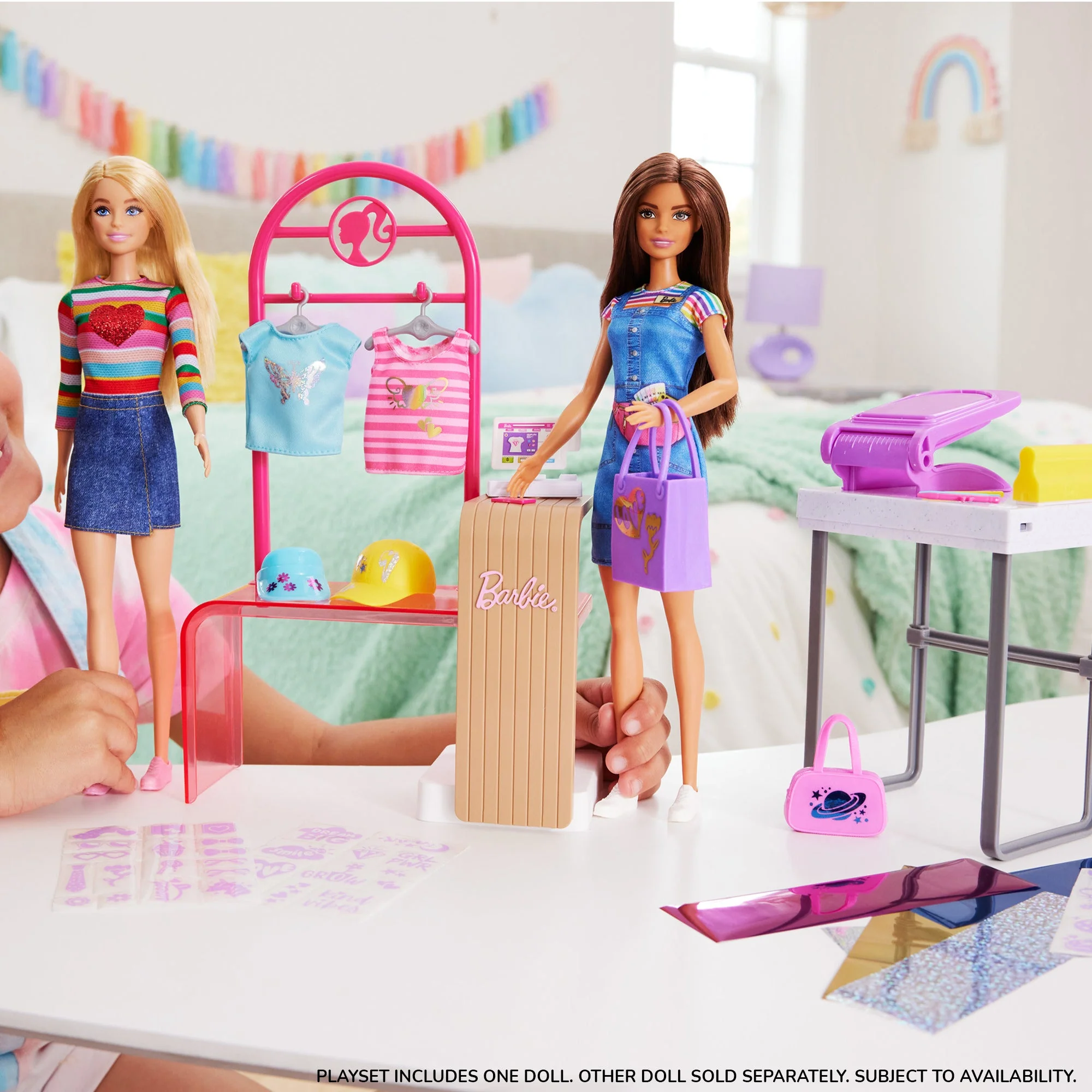 Barbie Make & Sell Boutique Playset With Brunette Doll, Foil Design Tools, Clothes & Accessories - Image 4