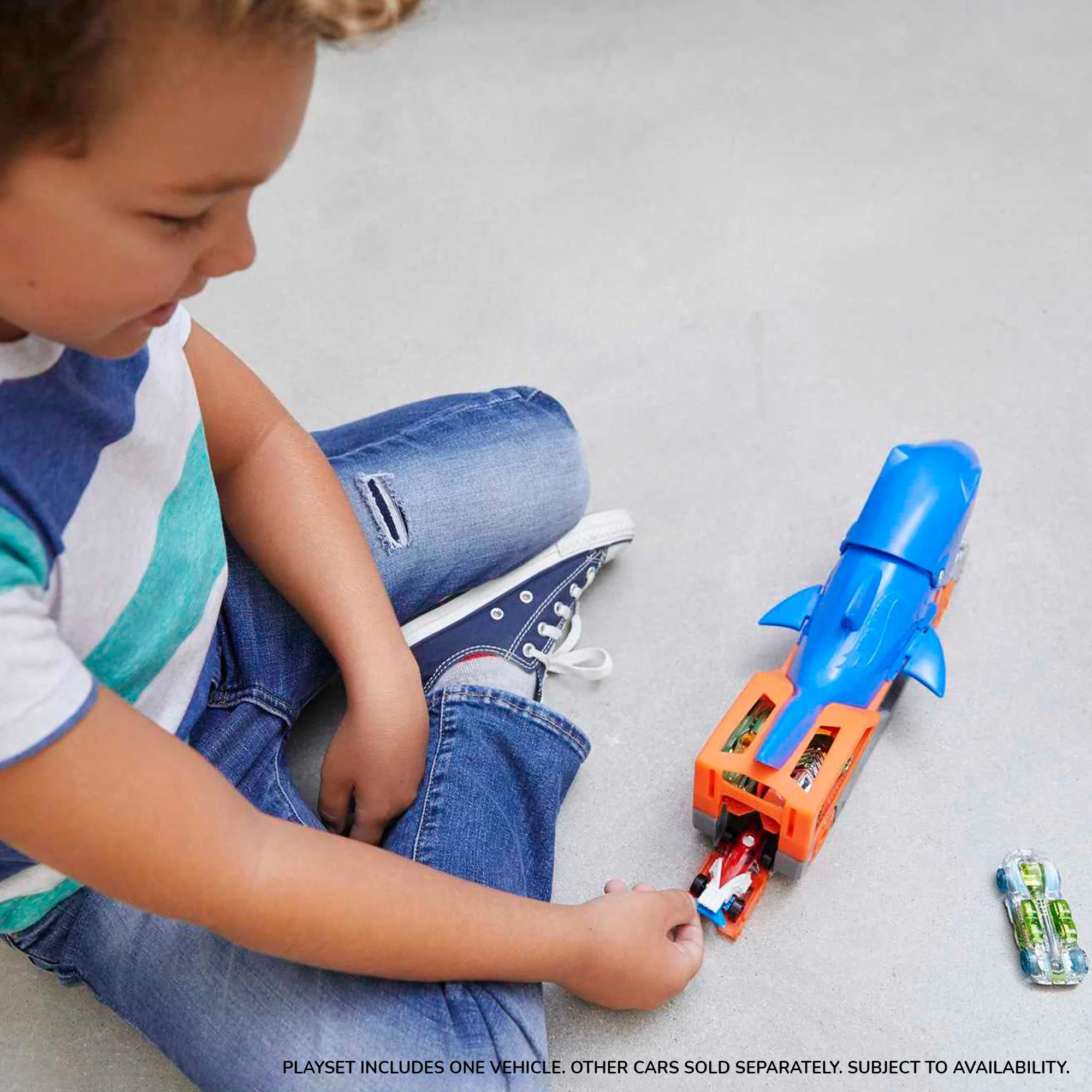 Hot Wheels Shark Chomp Transporter - Image 7